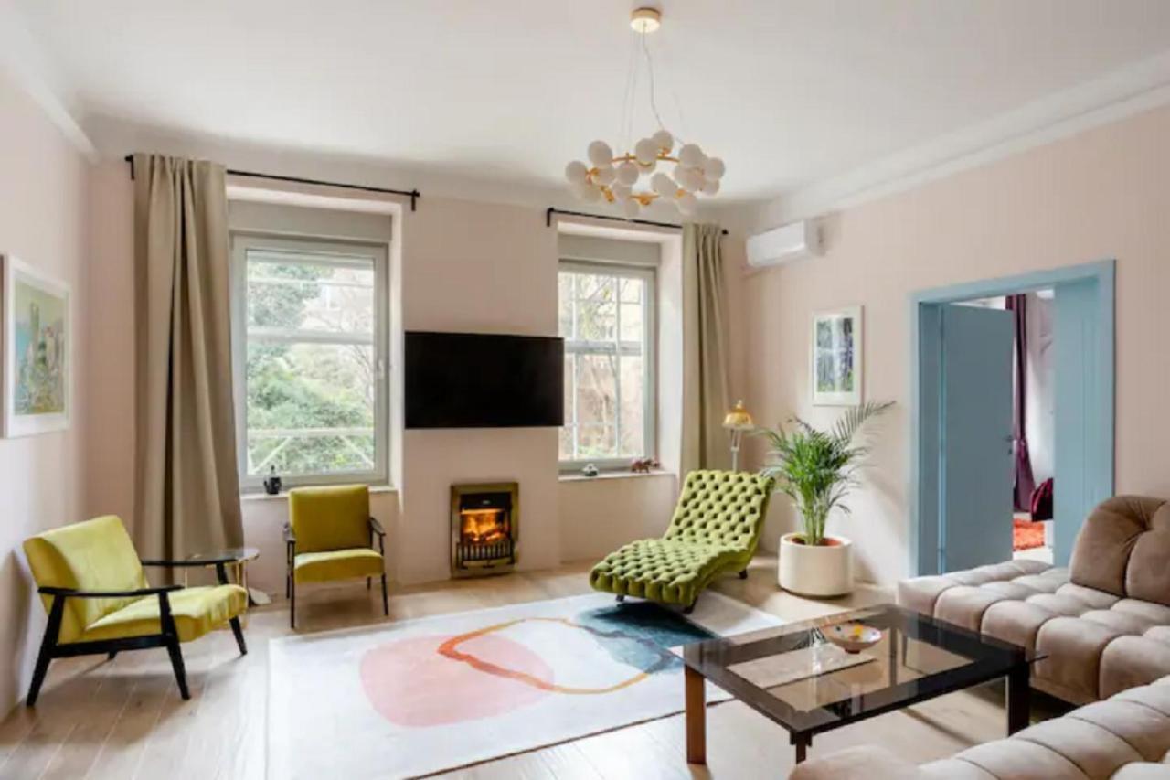 A.b.s. Secret Oasis Apartma *